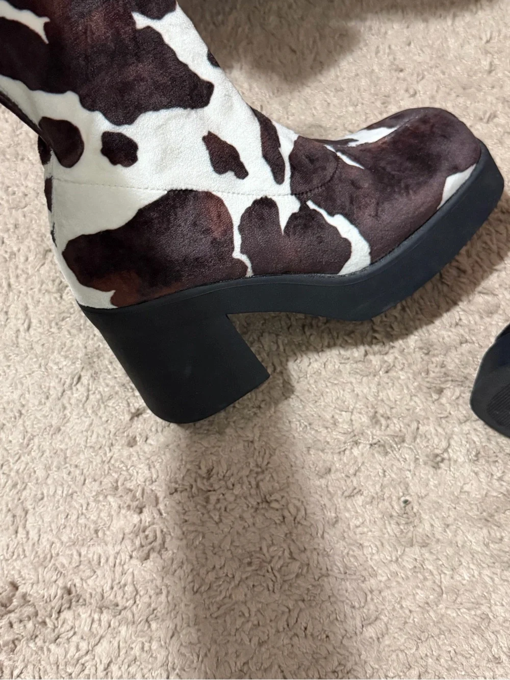 Steve Madden Klayton platform boot cow print brown white size 7.5 womens